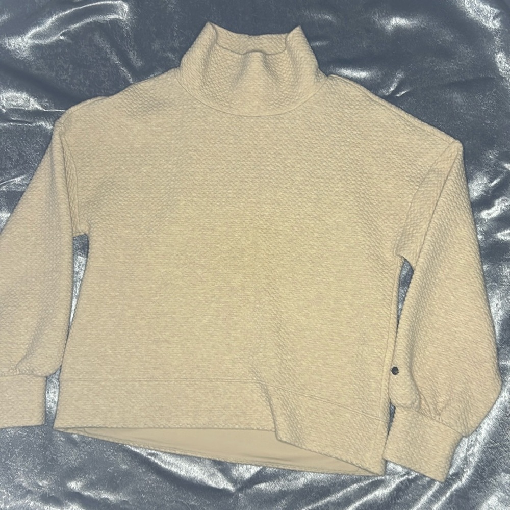 Crew neck